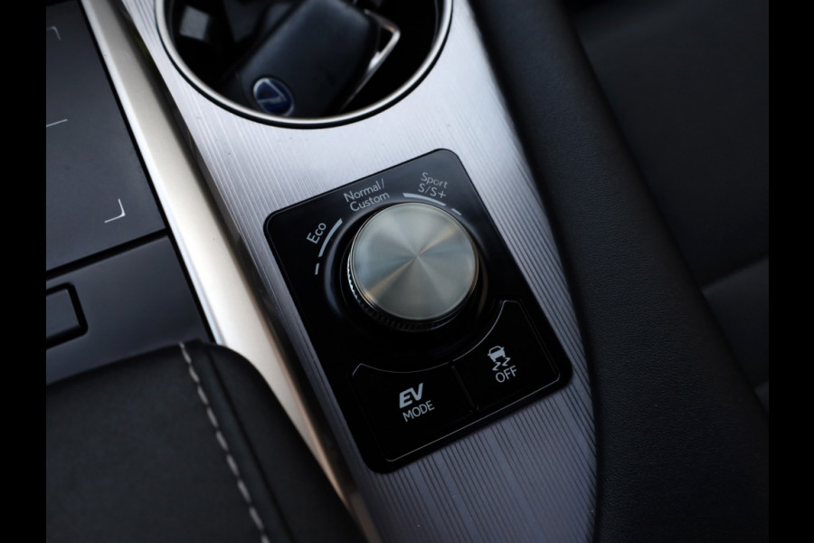 Lexus RX 450h AWD F Sport Premium | Panoramadak | Mark Levinson | Trekhaak