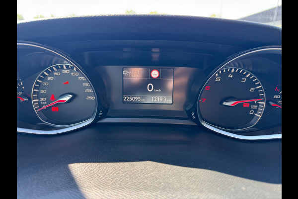 Peugeot 308 SW 1.2 PureTech Blue Lease Premium Panorama Trekhaak