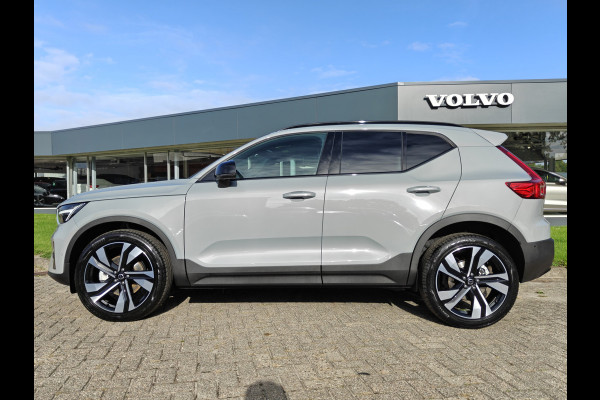 Volvo XC40 B4 211PK Plus Dark | 360 | H&K | Trekhaak | Schuif/kantel dak | Nubuck | 20" | Memory | Stoel/stuurverwarmd |