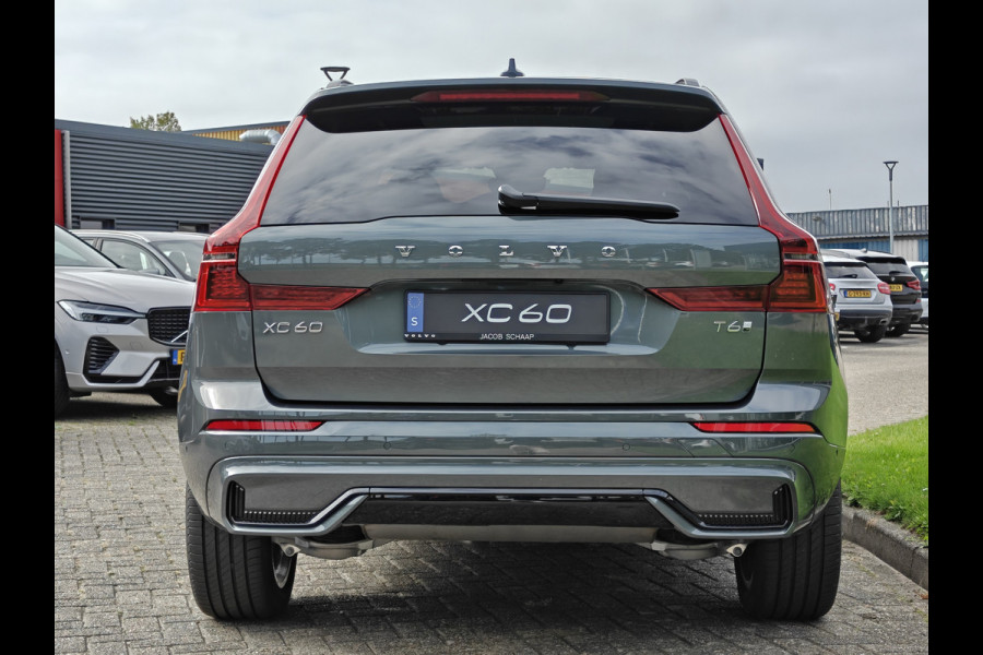 Volvo XC60 T6 Plug-in hybrid AWD Ultra Dark | Executive | HUD | Luchtvering | H&K | Stoel ventilatie | Massage | 21"| Schuif/Kanteldak |
