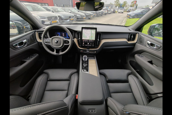 Volvo XC60 T6 Plug-in hybrid AWD Ultra Dark | Executive | HUD | Luchtvering | H&K | Stoel ventilatie | Massage | 21"| Schuif/Kanteldak |