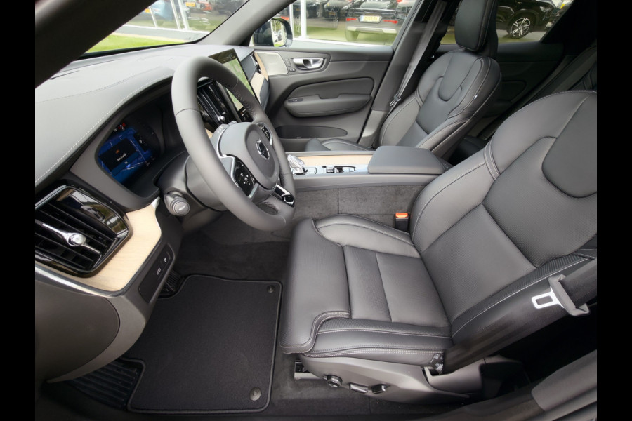 Volvo XC60 T6 Plug-in hybrid AWD Ultra Dark | Executive | HUD | Luchtvering | H&K | Stoel ventilatie | Massage | 21"| Schuif/Kanteldak |
