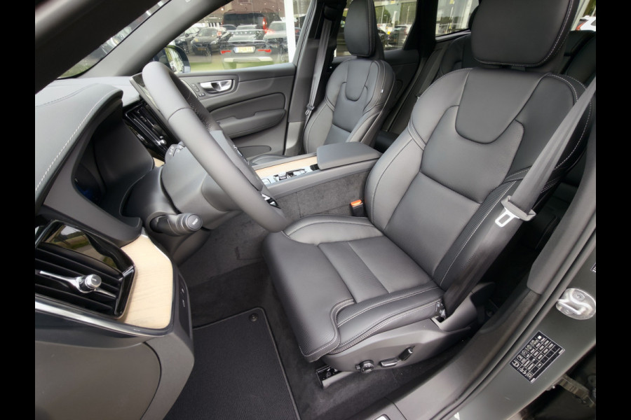 Volvo XC60 T6 Plug-in hybrid AWD Ultra Dark | Executive | HUD | Luchtvering | H&K | Stoel ventilatie | Massage | 21"| Schuif/Kanteldak |