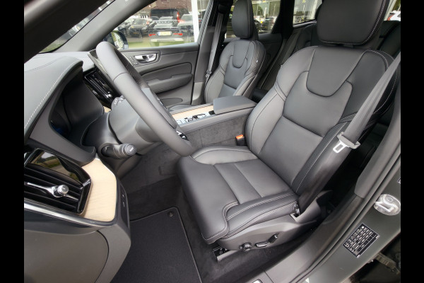 Volvo XC60 T6 Plug-in hybrid AWD Ultra Dark | Executive | HUD | Luchtvering | H&K | Stoel ventilatie | Massage | 21"| Schuif/Kanteldak |