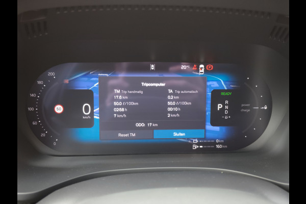 Volvo XC60 T6 Plug-in hybrid AWD Ultra Dark | Executive | HUD | Luchtvering | H&K | Stoel ventilatie | Massage | 21"| Schuif/Kanteldak |