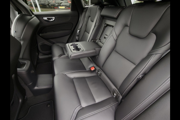 Volvo XC60 T6 Plug-in hybrid AWD Ultra Dark | Executive | HUD | Luchtvering | H&K | Stoel ventilatie | Massage | 21"| Schuif/Kanteldak |