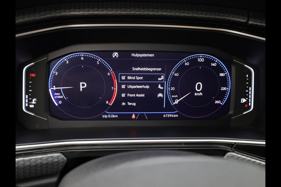 Volkswagen T-Cross 1.0 TSI Style Business R | Camera | Keyless | Trekhaak | Stoelverwarming | Apple / Android | Prijs Rijklaar!!