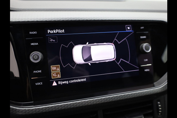 Volkswagen T-Cross 1.0 TSI Style Business R | Camera | Keyless | Trekhaak | Stoelverwarming | Apple / Android | Prijs Rijklaar!!
