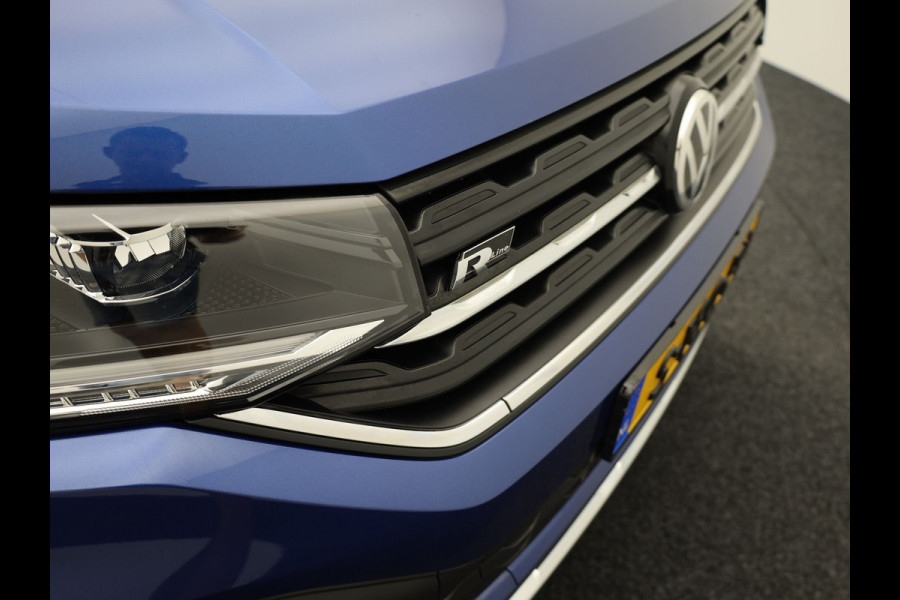 Volkswagen T-Cross 1.0 TSI Style Business R | Camera | Keyless | Trekhaak | Stoelverwarming | Apple / Android | Prijs Rijklaar!!