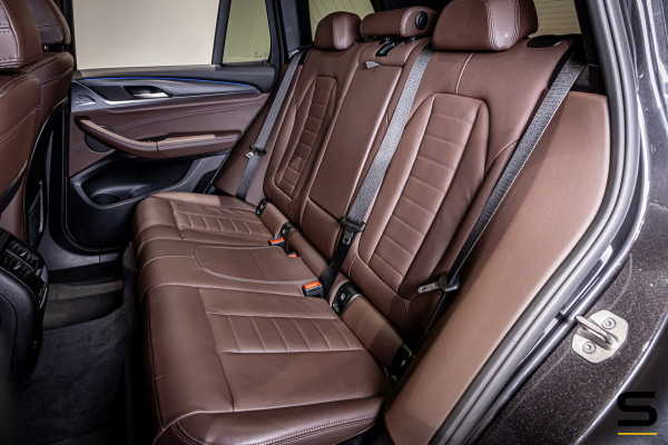 BMW X3 XDrive30e High Executive|Pano|Trekhaak|Cam|StoelVerwa