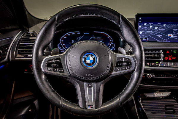BMW X3 XDrive30e High Executive|Pano|Trekhaak|Cam|StoelVerwa