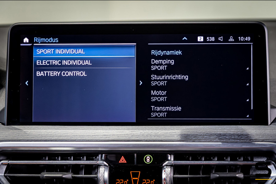 BMW X3 XDrive30e High Executive|Pano|Trekhaak|Cam|StoelVerwa