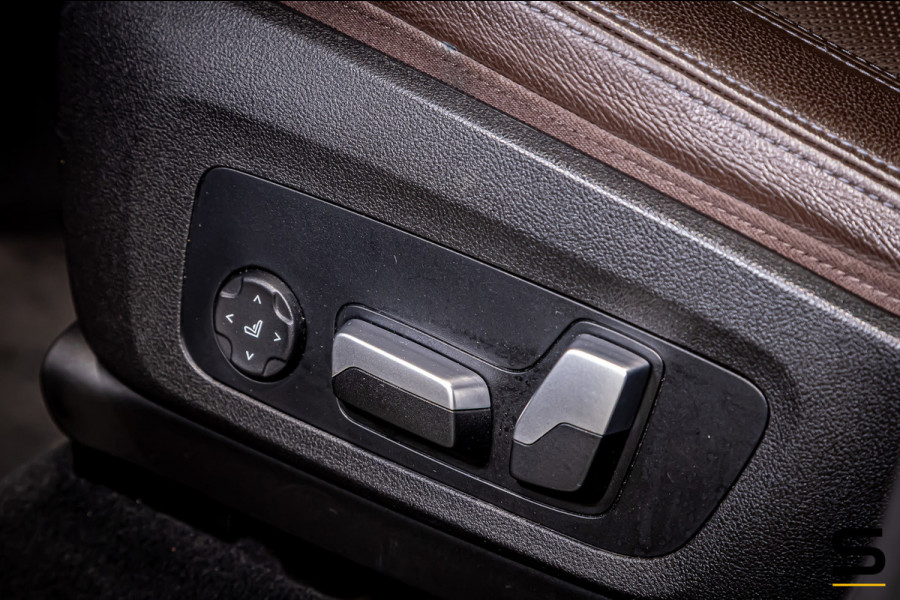 BMW X3 XDrive30e High Executive|Pano|Trekhaak|Cam|StoelVerwa