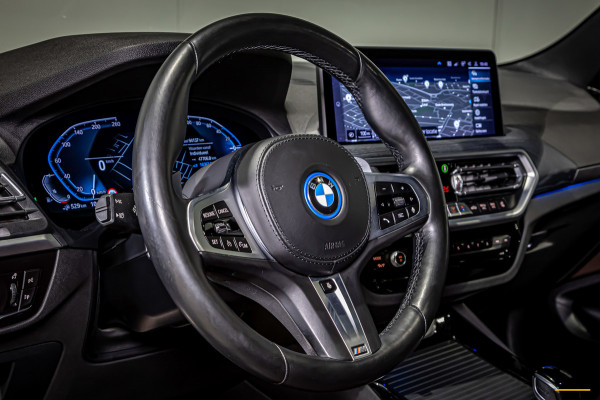 BMW X3 XDrive30e High Executive|Pano|Trekhaak|Cam|StoelVerwa