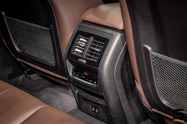 BMW X3 XDrive30e High Executive|Pano|Trekhaak|Cam|StoelVerwa