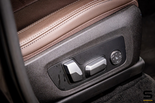BMW X3 XDrive30e High Executive|Pano|Trekhaak|Cam|StoelVerwa