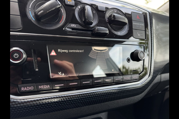 Volkswagen up! 1.0 BMT High Up | Stoelverarming | Parkeersensoren | Bluetooth | Cruise
