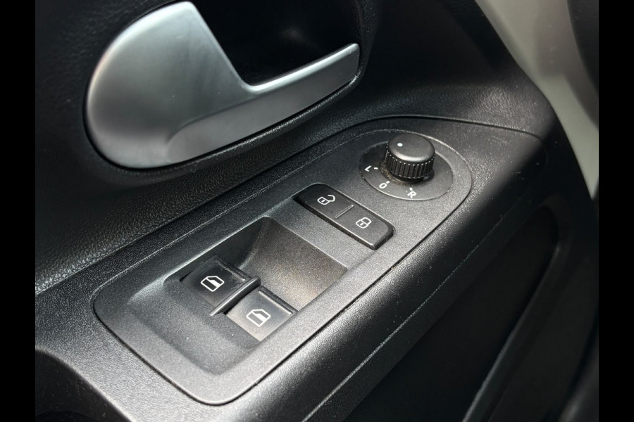Volkswagen up! 1.0 BMT High Up | Stoelverarming | Parkeersensoren | Bluetooth | Cruise