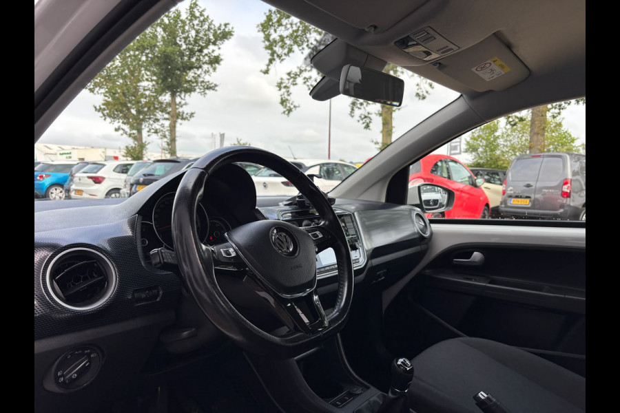 Volkswagen up! 1.0 BMT High Up | Stoelverarming | Parkeersensoren | Bluetooth | Cruise