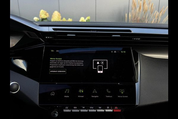 Peugeot 408 1.2 Hybrid GT | Pano | NAVI | 360 Camera| Memory | Leder
