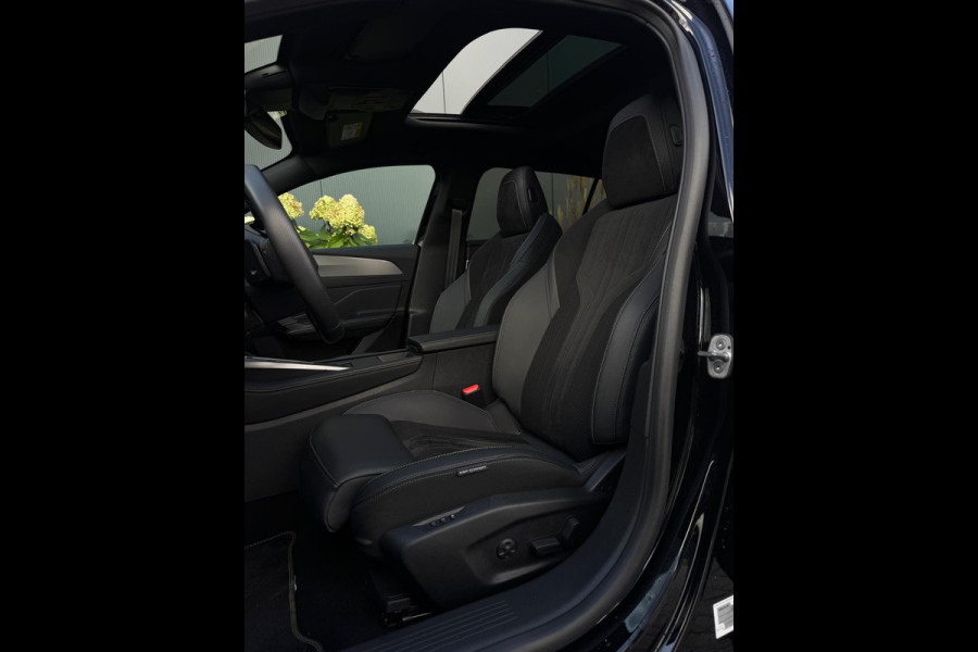 Peugeot 408 1.2 Hybrid GT | Pano | NAVI | 360 Camera| Memory | Leder