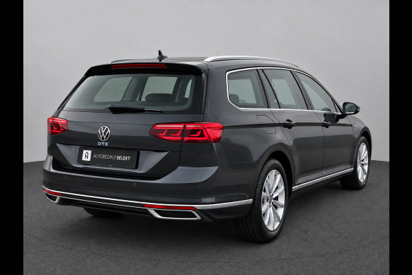 Volkswagen Passat Variant 1.4 TSI PHEV GTE | Matrix | Leer | Sfeerverlichting | Camera | Mangangrau Metallic