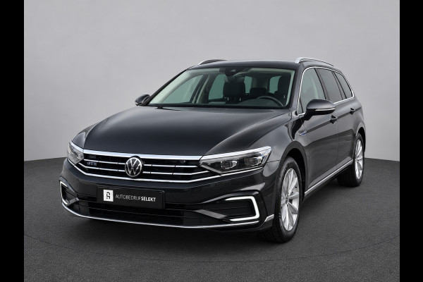 Volkswagen Passat Variant 1.4 TSI PHEV GTE | Matrix | Leer | Sfeerverlichting | Camera | Mangangrau Metallic