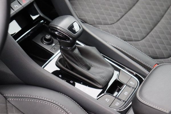 Škoda Kodiaq 1.5 TSI Bus.Ed. Plus 7persoons El.klep+trekhaak camera Digitaal-dashboard h.leer+vw