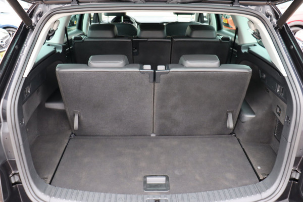Škoda Kodiaq 1.5 TSI Bus.Ed. Plus 7persoons El.klep+trekhaak camera Digitaal-dashboard h.leer+vw
