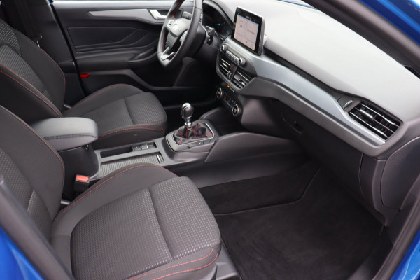 Ford Focus Wagon 1.0 EcoBoost Hybrid ST Line Style Org. NL camera winterpack