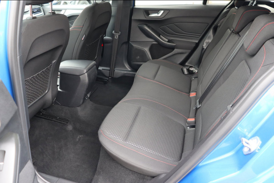 Ford Focus Wagon 1.0 EcoBoost Hybrid ST Line Style Org. NL camera winterpack