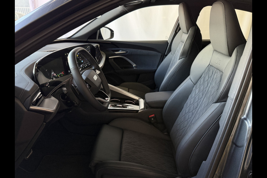 Audi Q5 Sportback Audi Q5 Sportback 55 TFSI e quattro S edition 367 PK | Black Optic | Tech Plus | Matrix LED | Panorama | 21" Audi Spor NW PRIJS € 92.647.-
