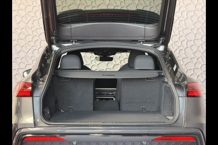 Audi Q5 Sportback Audi Q5 Sportback 55 TFSI e quattro S edition 367 PK | Black Optic | Tech Plus | Matrix LED | Panorama | 21" Audi Spor NW PRIJS € 92.647.-