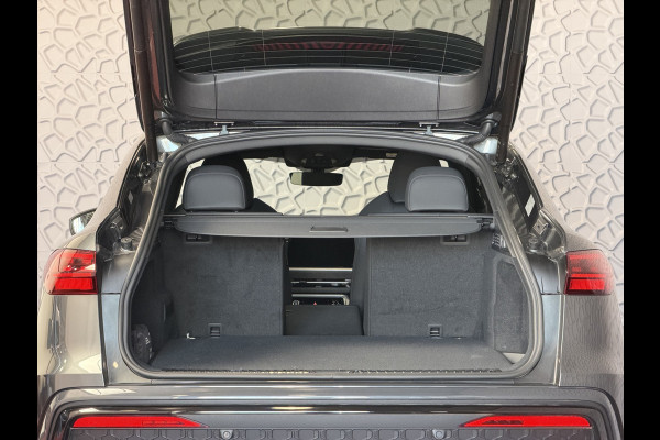 Audi Q5 Sportback Audi Q5 Sportback 55 TFSI e quattro S edition 367 PK | Black Optic | Tech Plus | Matrix LED | Panorama | 21" Audi Spor NW PRIJS € 92.647.-