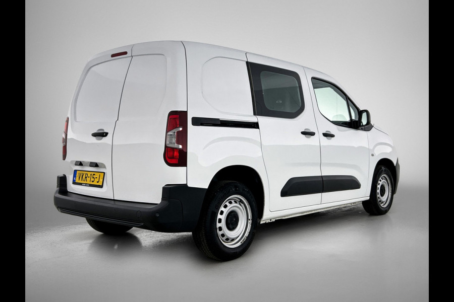 Peugeot Partner 1.2 Benzine 111PK Euro6 Premium / Airco / Navigatie / Cruise-ctr. / Schuifdeur + Raam / Radio multimedia / Apk 06-2027