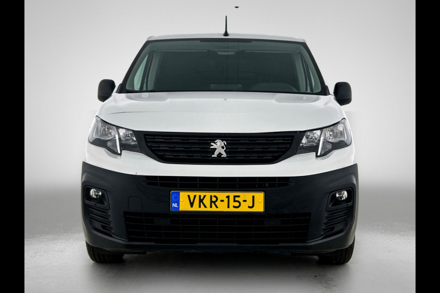 Peugeot Partner 1.2 Benzine 111PK Euro6 Premium / Airco / Navigatie / Cruise-ctr. / Schuifdeur + Raam / Radio multimedia / Apk 06-2027