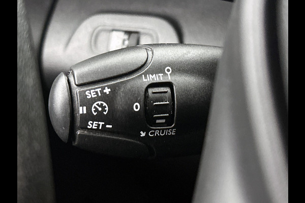 Peugeot Partner 1.2 Benzine 111PK Euro6 Premium / Airco / Navigatie / Cruise-ctr. / Schuifdeur + Raam / Radio multimedia / Apk 06-2027