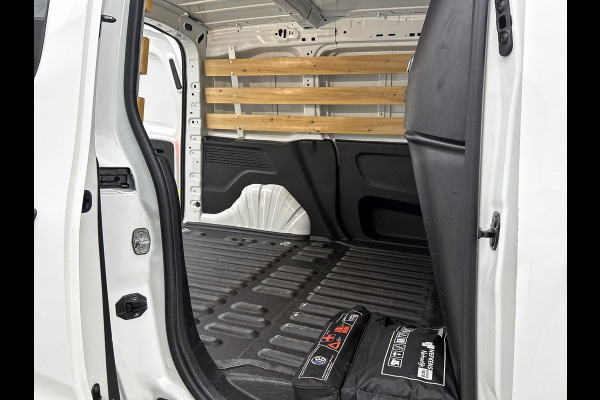 Peugeot Partner 1.2 Benzine 111PK Euro6 Premium / Airco / Navigatie / Cruise-ctr. / Schuifdeur + Raam / Radio multimedia / Apk 06-2027