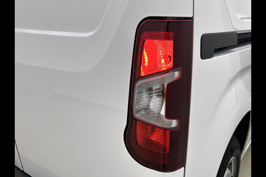 Peugeot Partner 1.2 Benzine 111PK Euro6 Premium / Airco / Navigatie / Cruise-ctr. / Schuifdeur + Raam / Radio multimedia / Apk 06-2027