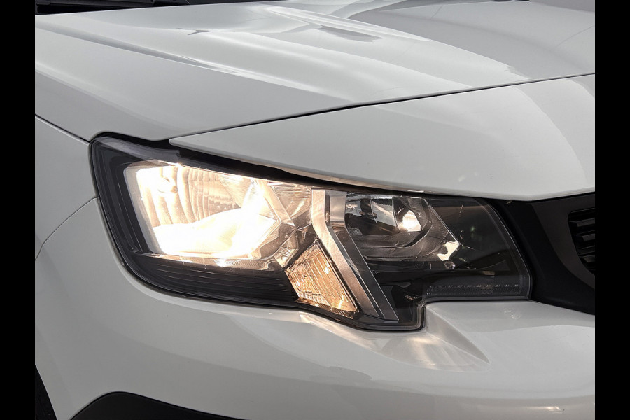 Peugeot Partner 1.2 Benzine 111PK Euro6 Premium / Airco / Navigatie / Cruise-ctr. / Schuifdeur + Raam / Radio multimedia / Apk 06-2027