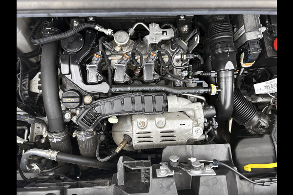 Peugeot Partner 1.2 Benzine 111PK Euro6 Premium / Airco / Navigatie / Cruise-ctr. / Schuifdeur + Raam / Radio multimedia / Apk 06-2027