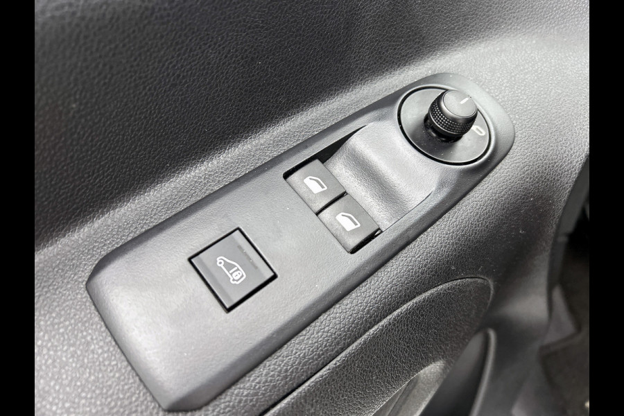 Peugeot Partner 1.2 Benzine 111PK Euro6 Premium / Airco / Navigatie / Cruise-ctr. / Schuifdeur + Raam / Radio multimedia / Apk 06-2027