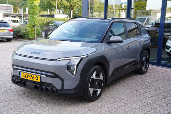 Kia EV3 Plus Advanced 58.3 kWh|Prijs incl. 12 mnd garantie| LMV Carplay PDC Camera DAB Harman/Kardon Schuif/kanteldak Climate