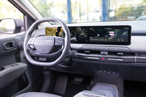 Kia EV3 Plus Advanced 58.3 kWh|Prijs incl. 12 mnd garantie| LMV Carplay PDC Camera DAB Harman/Kardon Schuif/kanteldak Climate