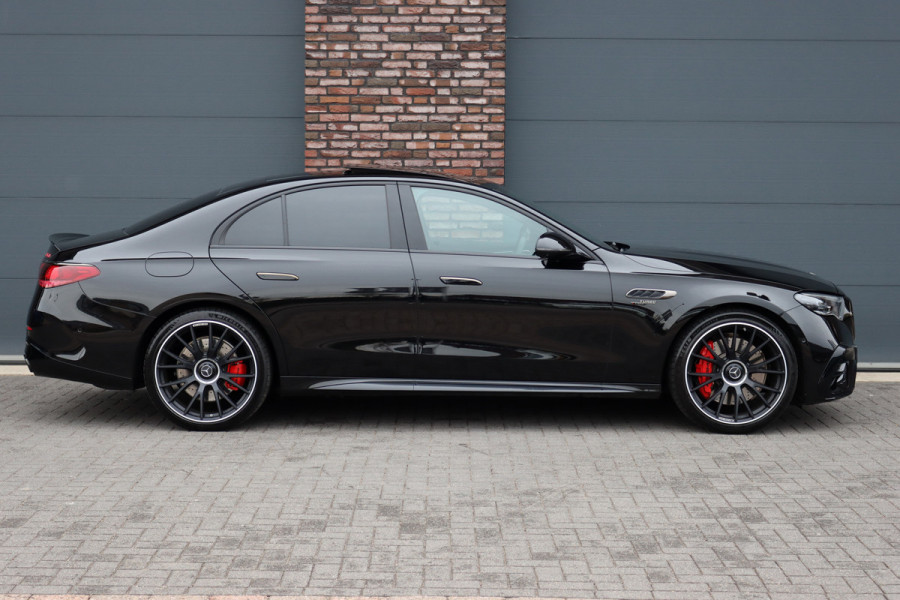 Mercedes-Benz E-Klasse AMG 53 4MATIC+ Premium | 612pk | Hyperscreen | Achterasbesturing | Distronic+ | Burmester | HUD | Digital Light | Stoelventilatie | Surround Camera | Keyless Go | Soft-Close | Dynamic Plus-pakket |