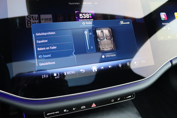 Mercedes-Benz E-Klasse AMG 53 4MATIC+ Premium | 612pk | Hyperscreen | Achterasbesturing | Distronic+ | Burmester | HUD | Digital Light | Stoelventilatie | Surround Camera | Keyless Go | Soft-Close | Dynamic Plus-pakket |