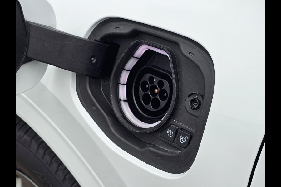 Ford Kuga 2.5 PHEV ST-Line X Trekhaak Wegklapbaar | Winter Pack | Driver Pack | Alcantara leder | Digitaal dashboard | Wegklapbare trekhaak etc.