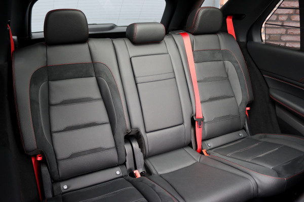 Mercedes-Benz GLE AMG 53 Hybrid 4MATIC+ | Luchtvering | Distronic | Elek. Achterbank | Trekhaak | Burmester | Keyless Go | Augmented Reality | Surround Camera | Memory |