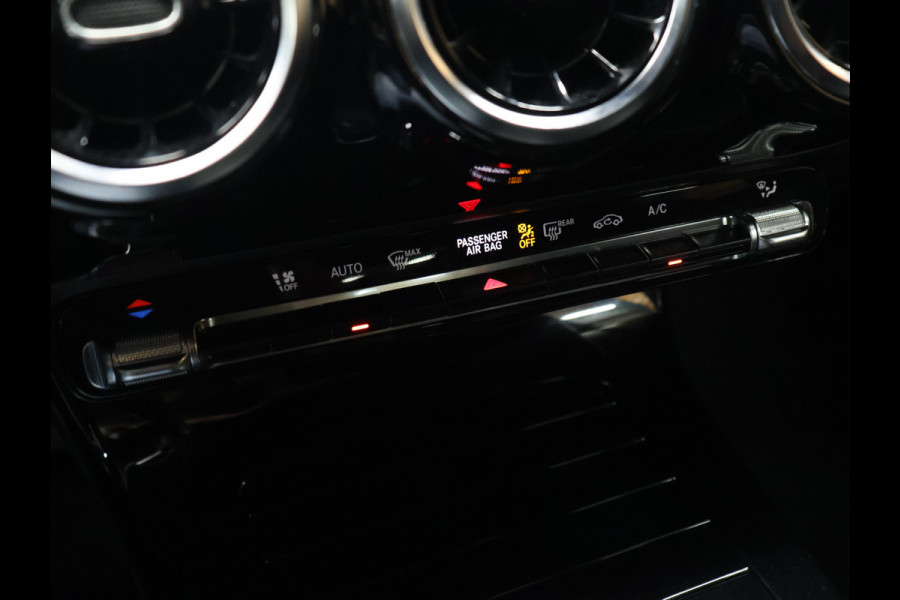 Mercedes-Benz A-Klasse 180 Business Line [SCHUIFKANTELDAK, 360 CAMERA, STOELVERWARMING, CRUISE CONTROL, DIGITAL DASH, CLIMATE CONTROL, BLUETOOTH, NAVIGATIE, LED, NIEUWSTAAT]