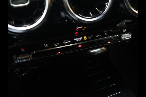Mercedes-Benz A-Klasse 180 Business Line [SCHUIFKANTELDAK, 360 CAMERA, STOELVERWARMING, CRUISE CONTROL, DIGITAL DASH, CLIMATE CONTROL, BLUETOOTH, NAVIGATIE, LED, NIEUWSTAAT]